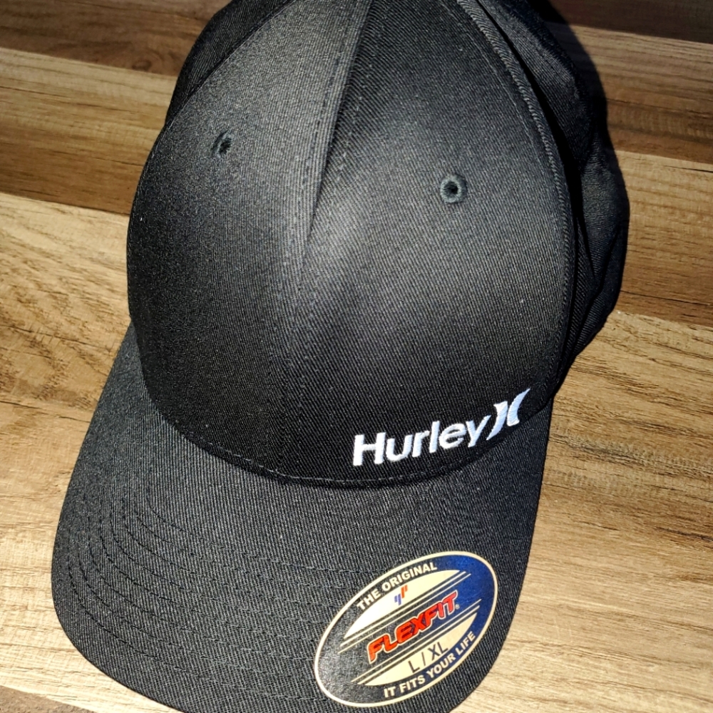 NWT Hurley Mens FlexFit PermaCurve Baseball Hat